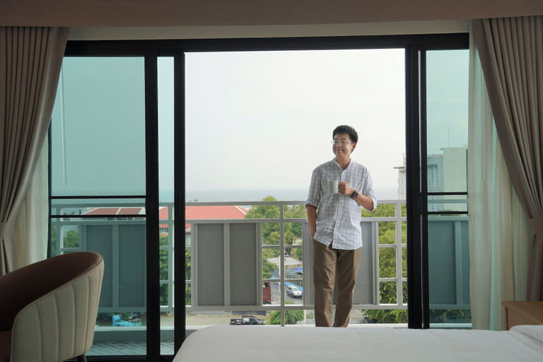 Bedroom 3, The Kite Hotel Bangsaen by Koko, Muang Chon Buri