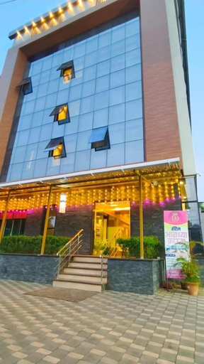 Front of property 4, Hotel Aaradhya Crown, Sindhudurg