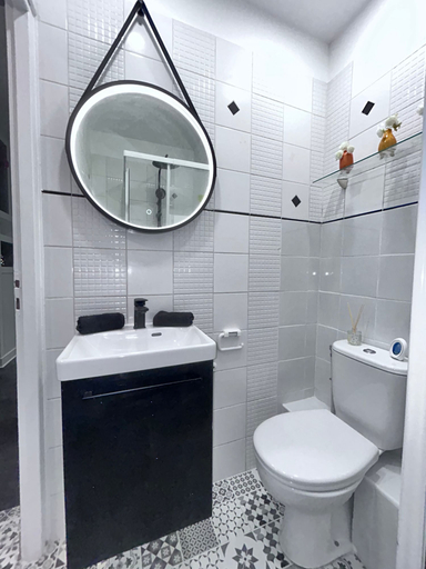 Bathroom 3, La maison de Paris Est Calme et Moderne, Seine-Saint-Denis