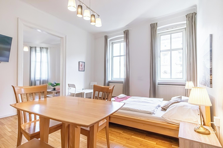 Interior, Affordable Apartment Near Stadthalle, Wien