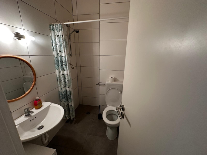 Bathroom 5, Hotel Grünewald, Region Hannover