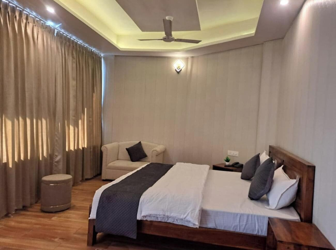 Room 5, Castle Inn Homestay, Dehradun