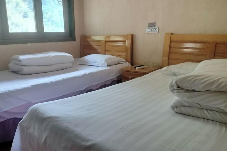 Bedroom, Yongjia Yongping Home Inn, Wenzhou