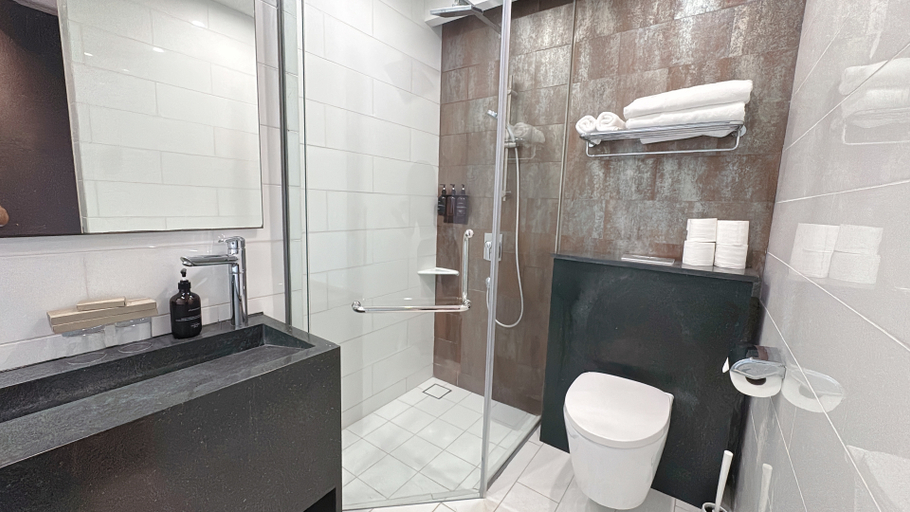 Bathroom 5, LIV Residences Serviced Apartment Novena, Singapore