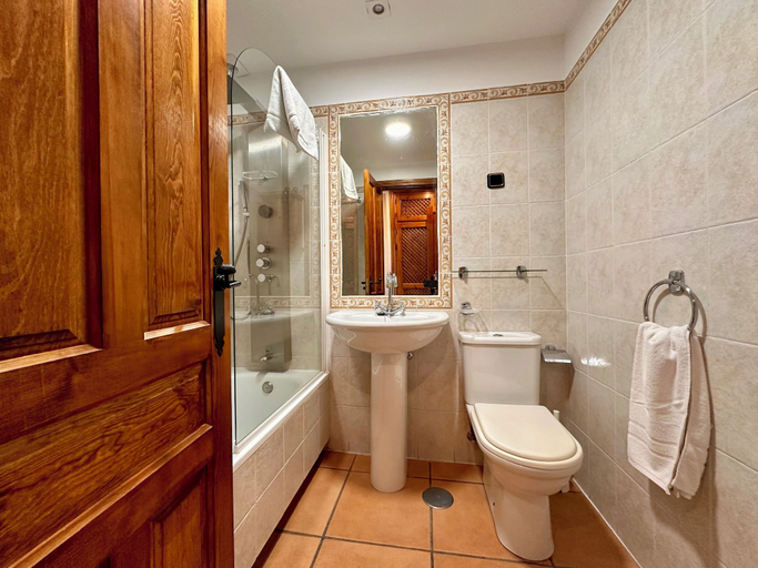Bathroom 3, Hotel Posada La Fragua, Madrid