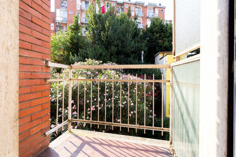 Room 2, Zumbini 42 in Milano, Milano