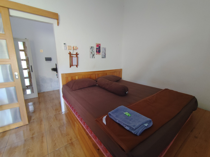 Room 4, OYO 94933 Wisma Cha Tatami Palangkaraya, Palangkaraya