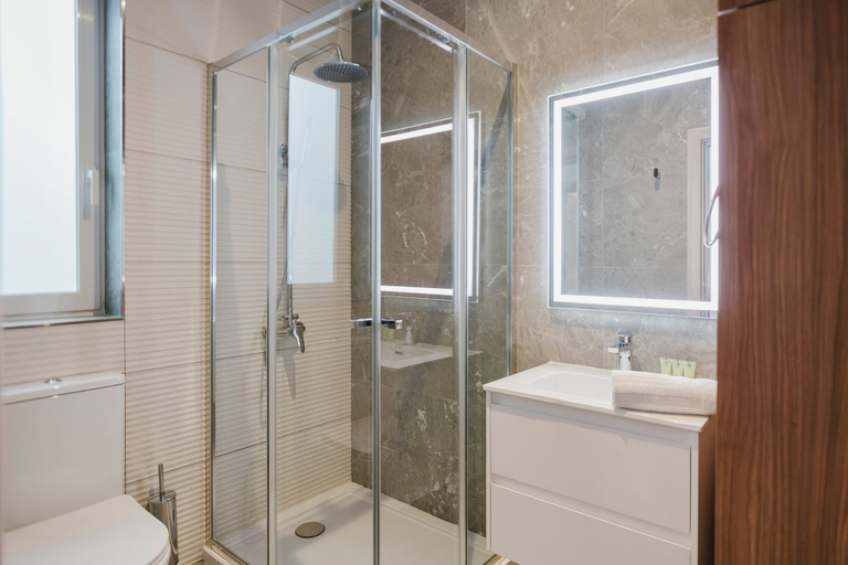 Bathroom 2, Horizon Suites by the Sea, Saint Paul's Bay