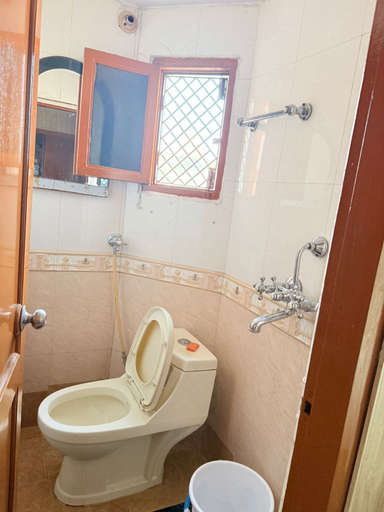 Bathroom 3, SHRI SHYAM KASHI STAY VARANASI, Varanasi