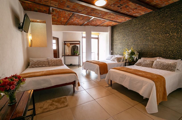 Room 3, Hotel Casa Zaragoza, San Juan de los Lagos, San Juan de los Lagos