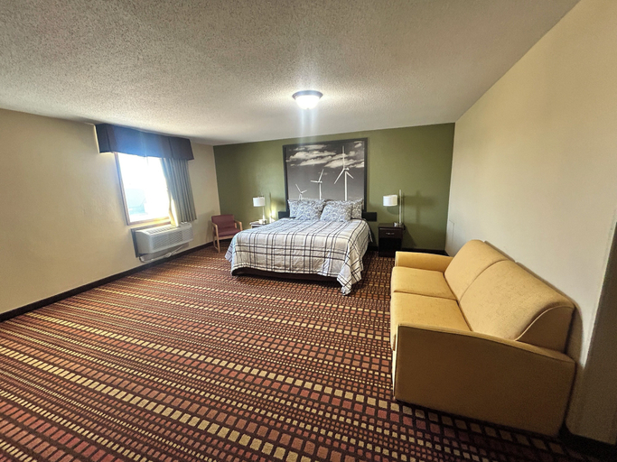 Others 4, Relax Inn, Adair