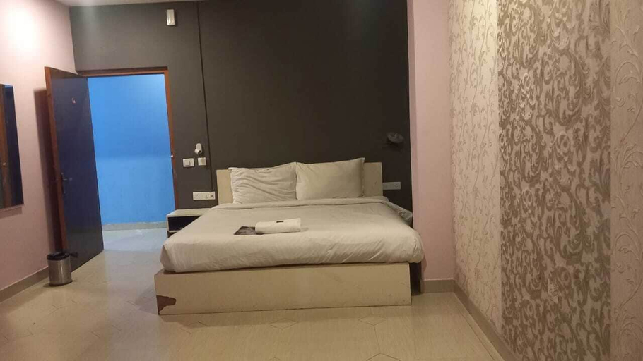 Room 2, Jebi's Inn, Kamrup