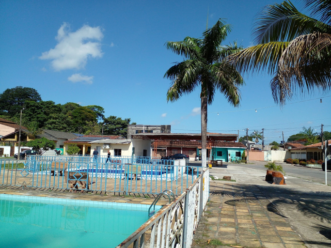 Pool 2, Premium Master & Standard Suites in Spacious House, Ananindeua