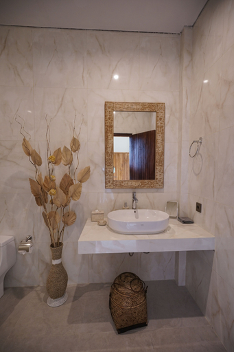 Bathroom 5, Gilded Palms Villa, Ubud Payangan, Bali, Gianyar