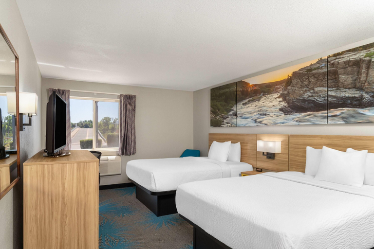 Bedroom 3, Days Inn by Wyndham Canon City, Fremont