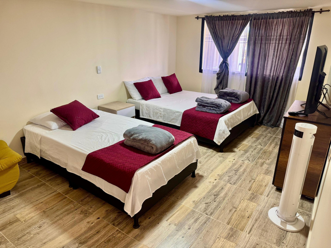 Room 5, Best View Aparta Hotel, Dosquebradas