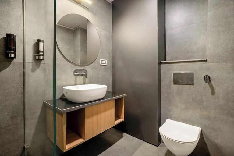 Bathroom, goSTOPS PLUS Rishikesh, Tapovan, Garhwal