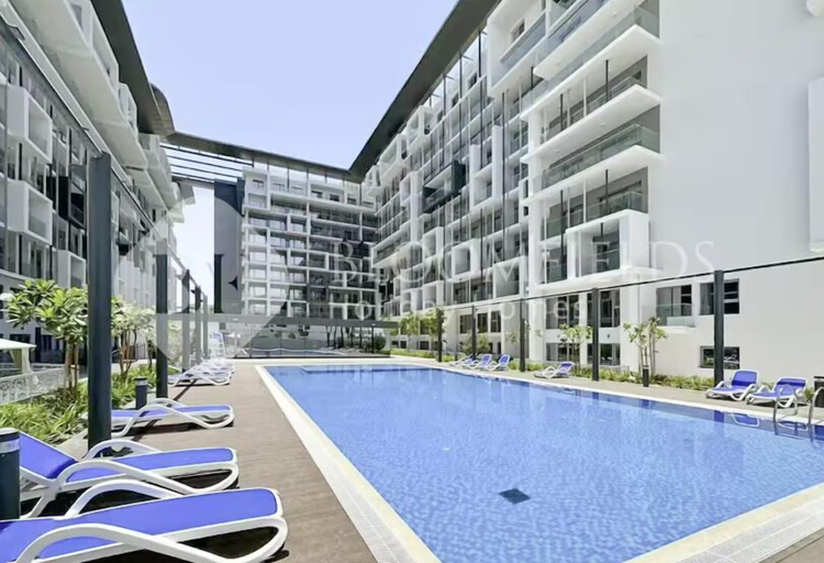 Pool, 220 Bloomfields Snug STU Oasis Masdar, Abu Dhabi City