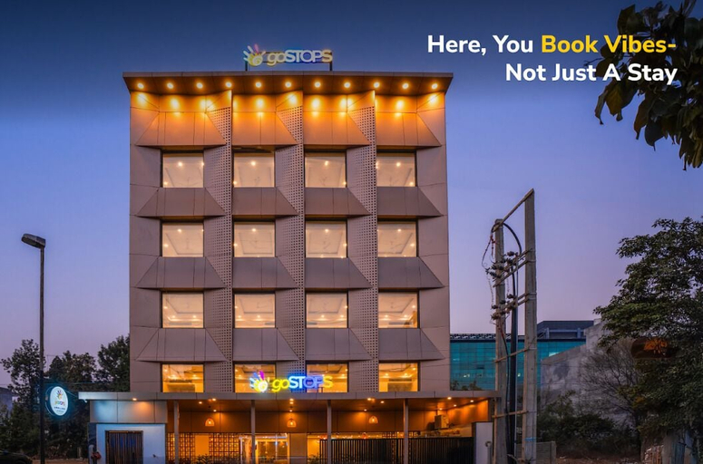 Exterior & Views, goSTOPS PLUS Gurugram, Baani Square, Gurgaon