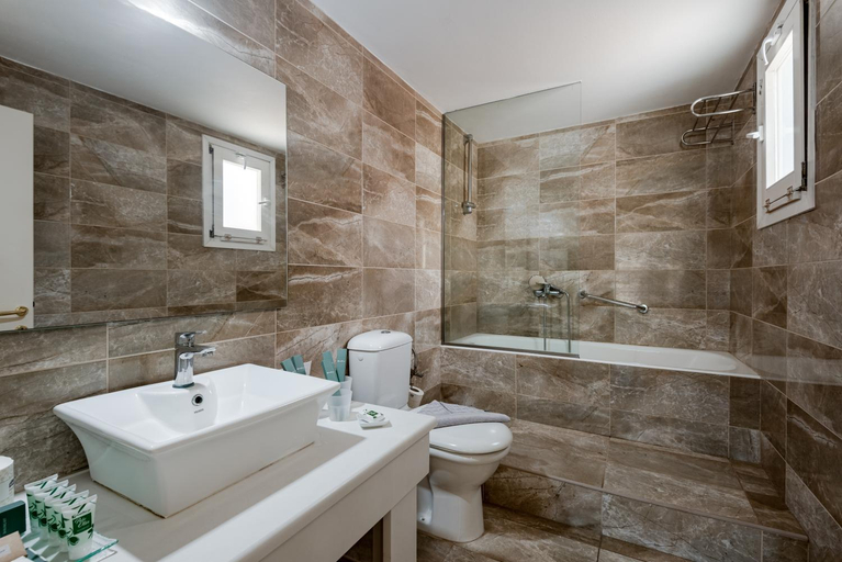 Bathroom 5, ANNABELLE BEACH RESORT, Crete