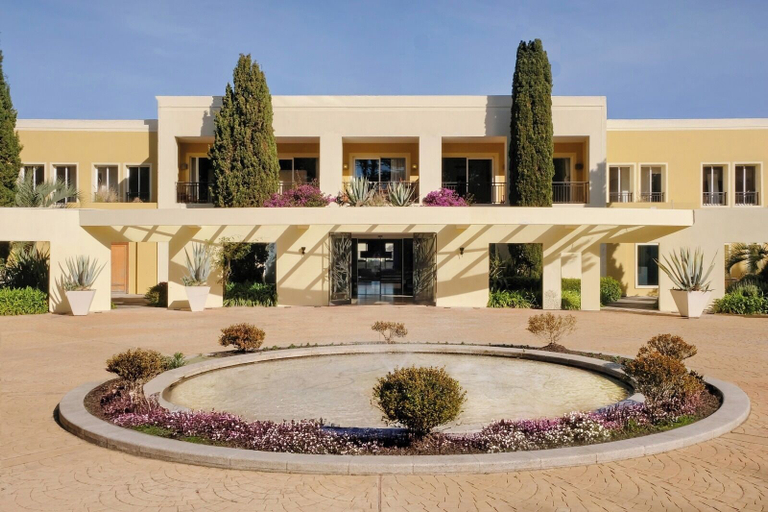 Front of property, Locanda Punta del Este, n.a337
