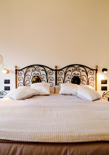 Bedroom 5, B&B Domuseo, Cagliari