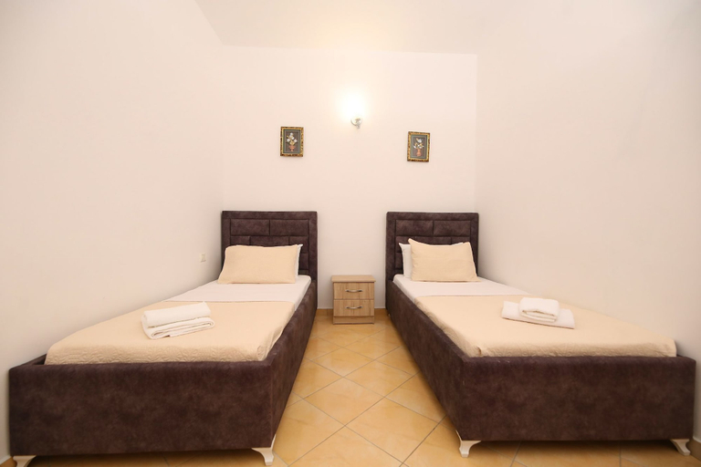 Bedroom 2, Hill Suites, Vlorës