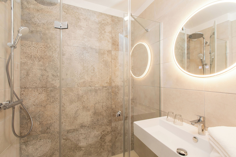 Bathroom 5, Terra Vinum, Haut-Rhin
