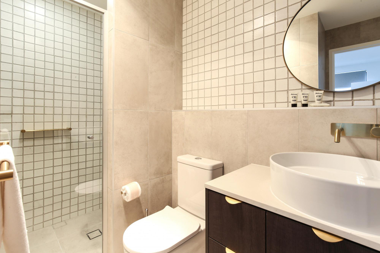 Bathroom 4, Elegant 2-Bed Apartment with Incredible Bay Views, Eurobodalla