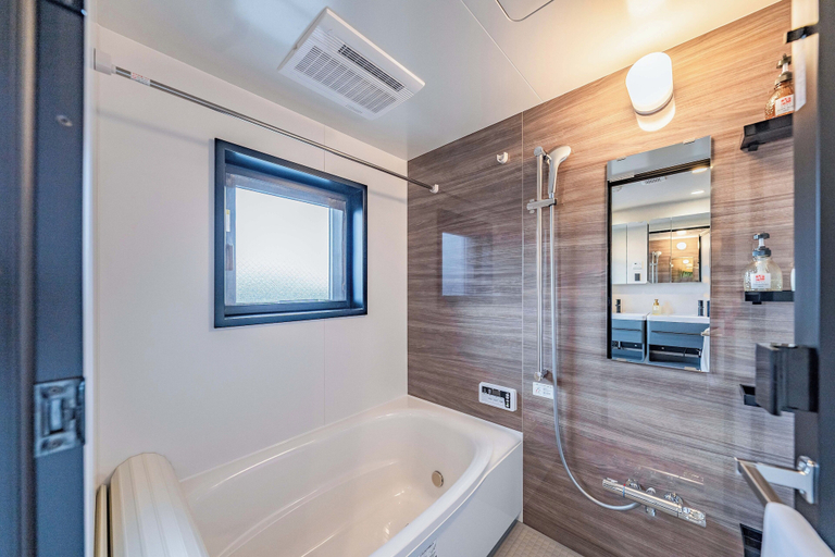 Bathroom 4, Apartment Hotel 11 Nippombashi, Osaka