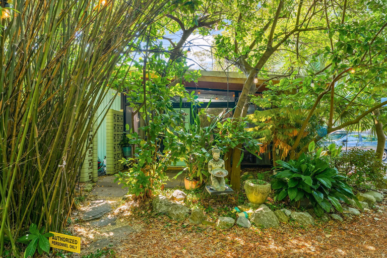 Exterior 2, Zen Studio at Lotus Garden Cafe, Bay