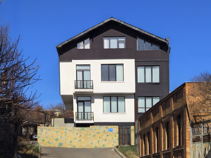 Primary image