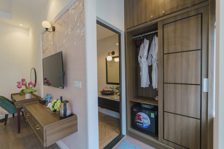 Others 5, Lotus Hotel - Vuon vua, Thanh Thuỷ