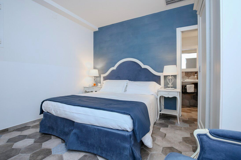 Room 4, Hotel Villa Centa, Savona