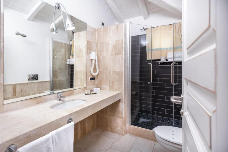 Bathroom 4, Nicolaus Prime Villas, Cagliari