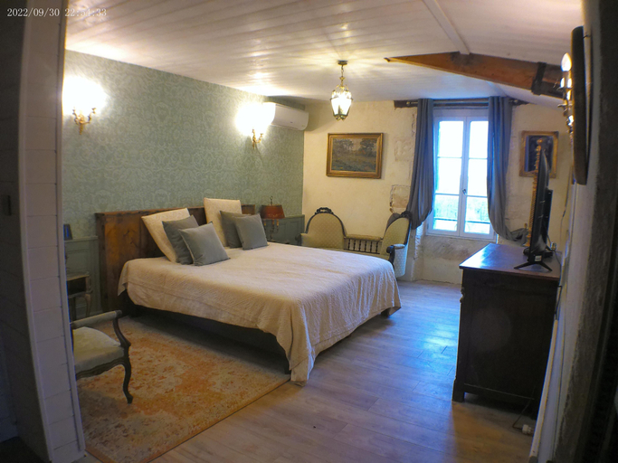 Room 2, Le mas de lombreyra, Gironde