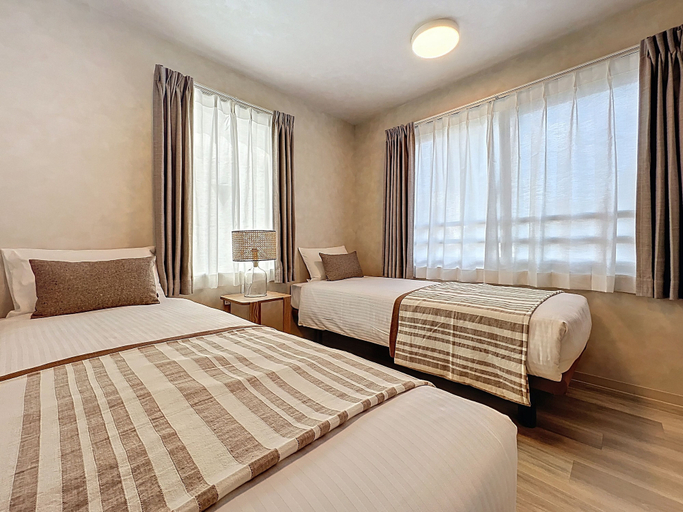 Room 2, Viento Ikebukuro, Toshima