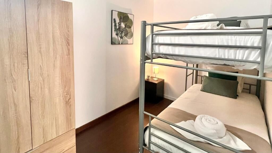 Room 3, Deluxe Stay - Naffah Apartments, Madrid