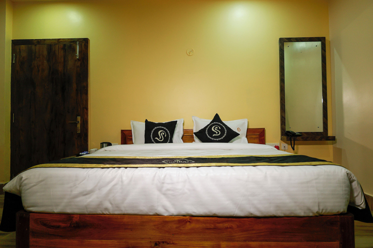 Room 5, Silicon Inn By Suviraj Hotels, Puri