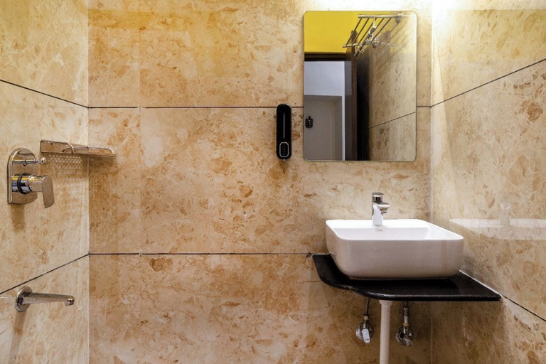 Bathroom 4, The Hosteller Jodhpur, Jodhpur
