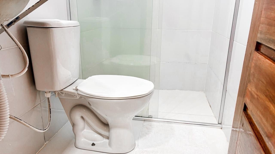 Bathroom 4, HOTEL AREJAR, Juruti