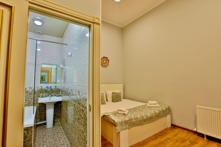 Room 3, EuroAsia, Buxoro