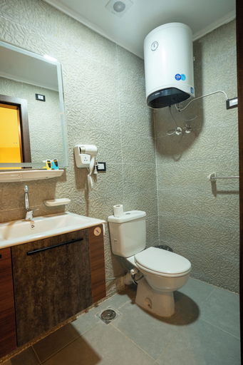 Bathroom 2, Pyraking Pyramids View Inn, Unorganized in Al Jizah