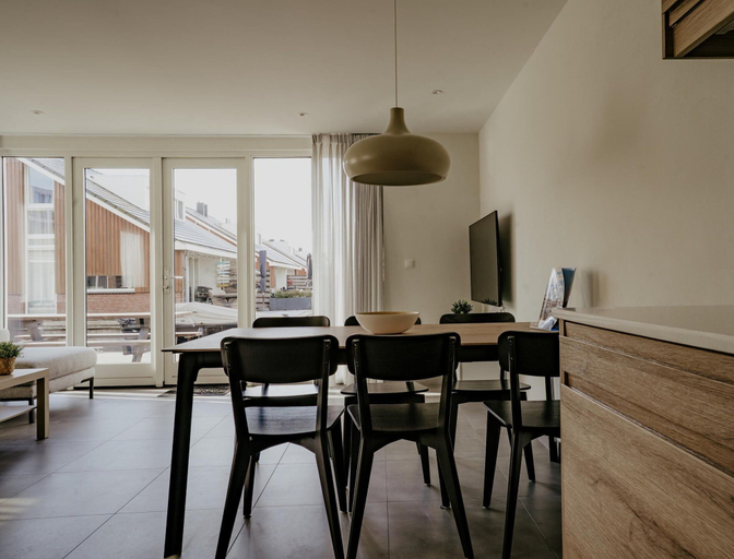 Dining 2, Waterside Escape With Easy Access, Uitgeest