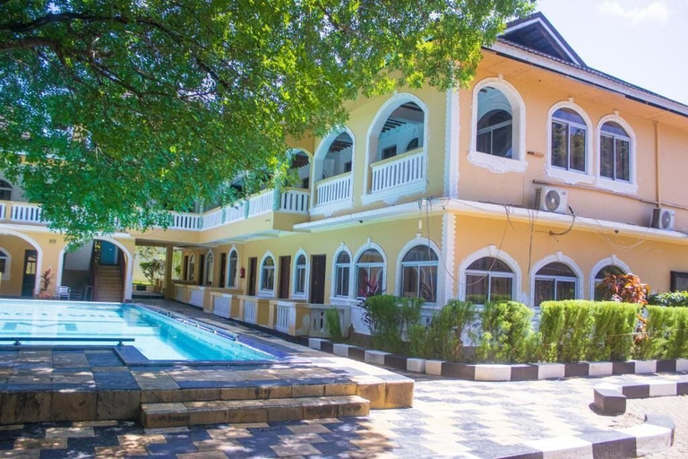 Front of property 5, Manyatta Azure Boutique Hotel, Msambweni