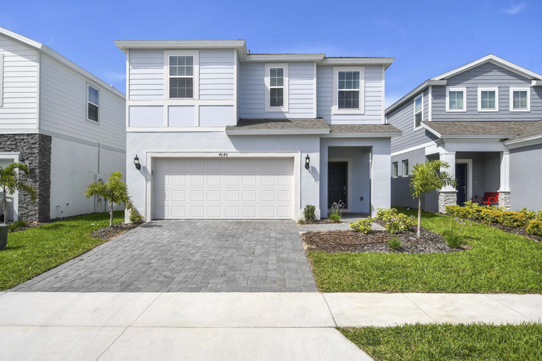 Exterior & Views, Relax in Style Pool, Resort Amenities, Near Disney, Polk