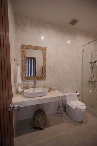 Bathroom 5, Gilded Palms Villa, Ubud Payangan, Bali, Gianyar