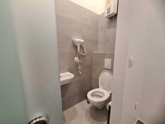 Bathroom 4, Smart Stay Near Stadthalle, Wien
