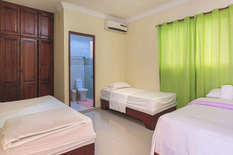 Bedroom 2, BNB Family Budget Hotel, Santo Domingo Este