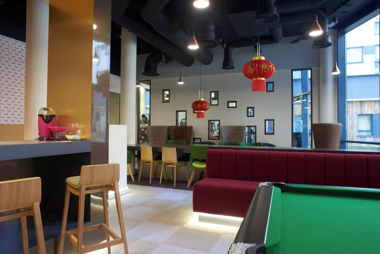 Lobby 5, Student only Elegant Studio HIghbury I, London